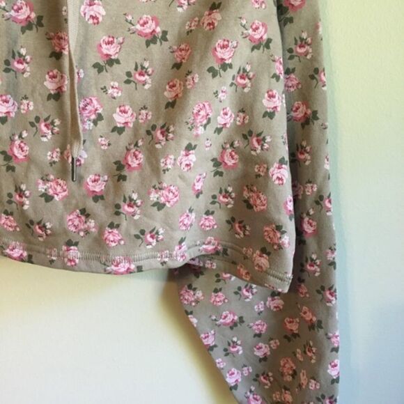 Row a medium floral hoodie - Picture 4 of 5